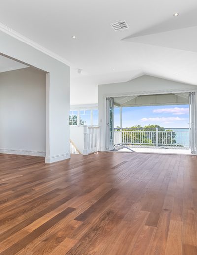126 Shorncliffe Pde3